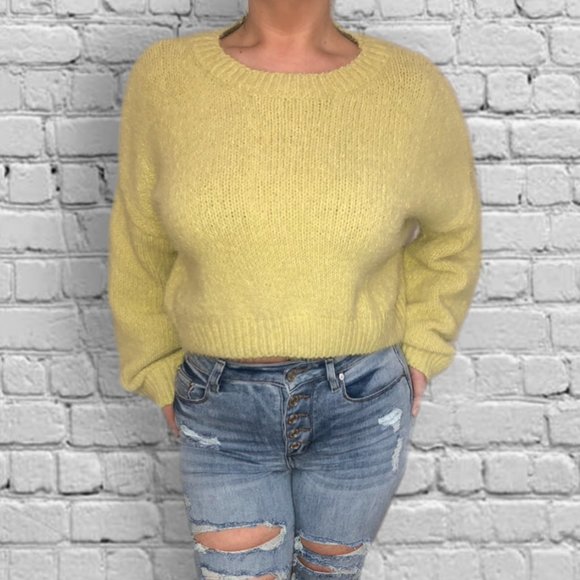Faux Fur Yellow Sweater - Picture 1 of 1